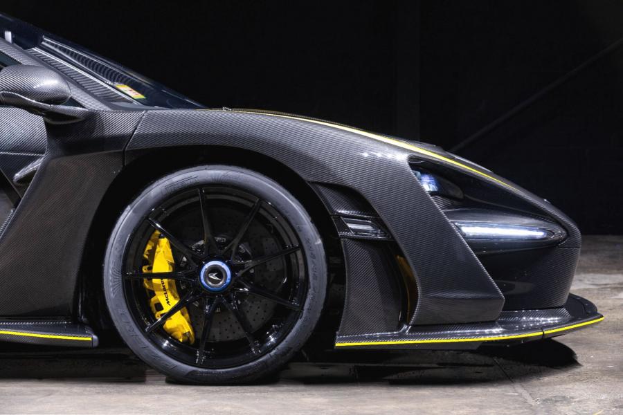 Детали экстерьера McLaren Senna Gloss Carbon (252/500) 2019 года  (AU) (фото 18 из 27)